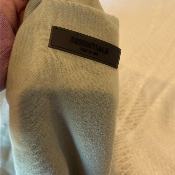 Fear of God Essentials Sweatshirt - Picture 9 of 10